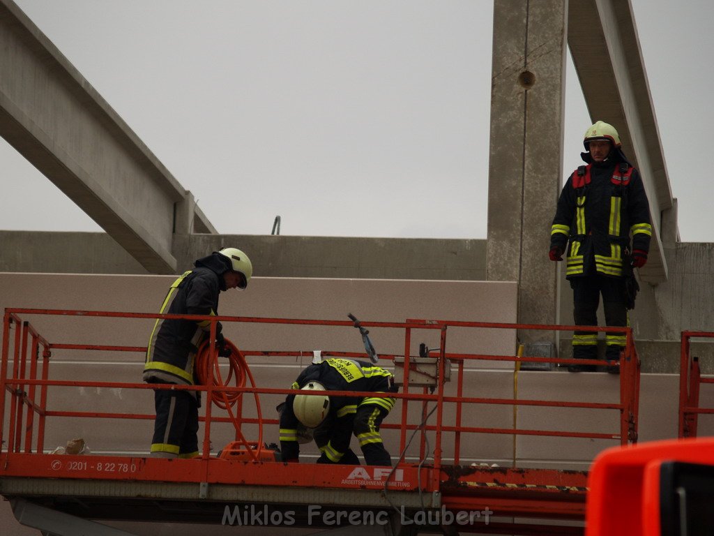 Arbeitsunfall PKlemm Koeln Kalk Kunftstr Baustelle P61.JPG